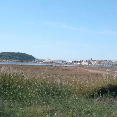 Holiday home Les Maisons Du Rivage Bleu By Interhome *